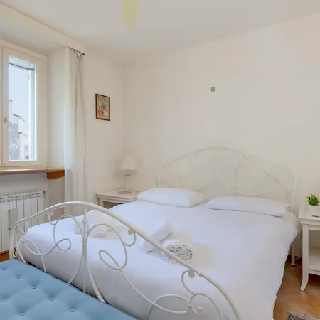 Calvino, In Piazza Unità Con Parcheggio Apartamento *