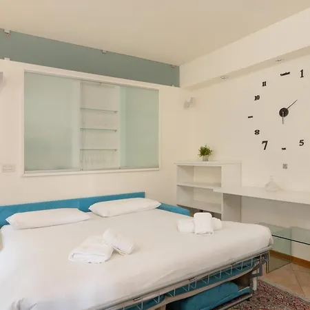 Calvino, In Piazza Unità Con Parcheggio * Trieste