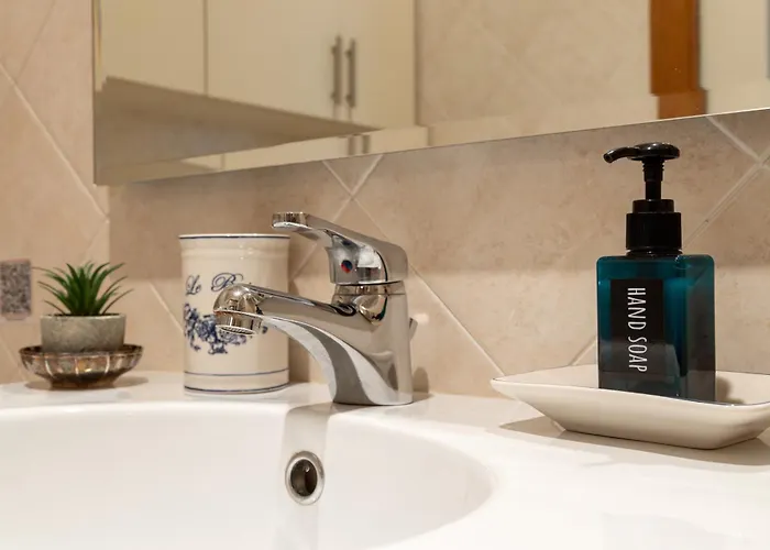 Calvino, In Piazza Unita Con Parcheggio Trieste