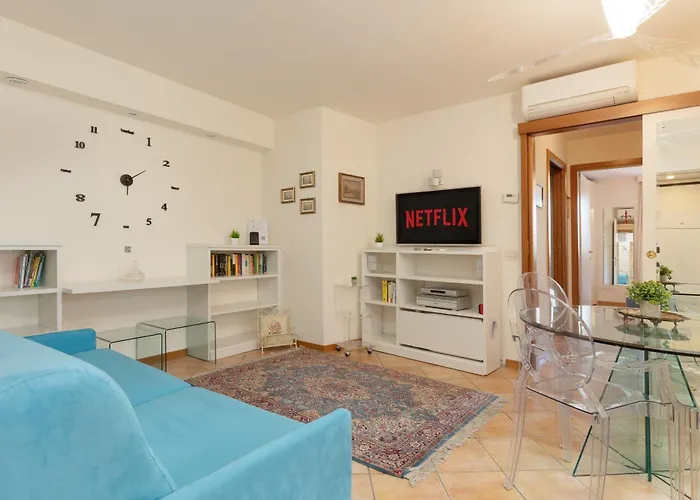 Calvino, In Piazza Unita Con Parcheggio Apartment *